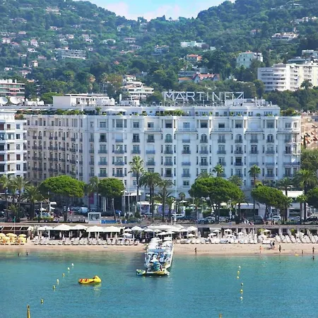 Residences Fleuries - Behind Croisette Bvd * Cannes